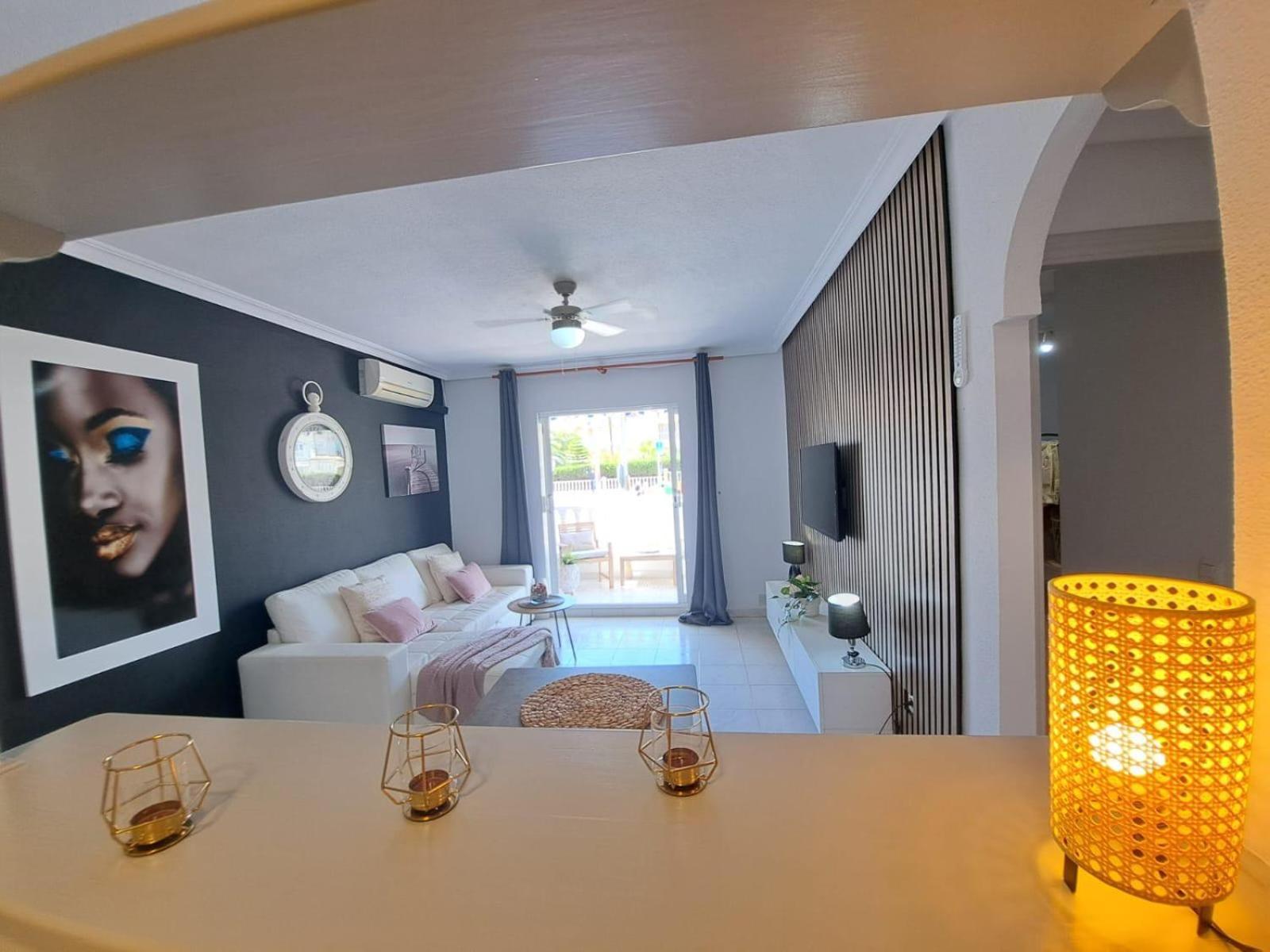 Apartamento Pod Papugami Torrevieja Bagian luar foto