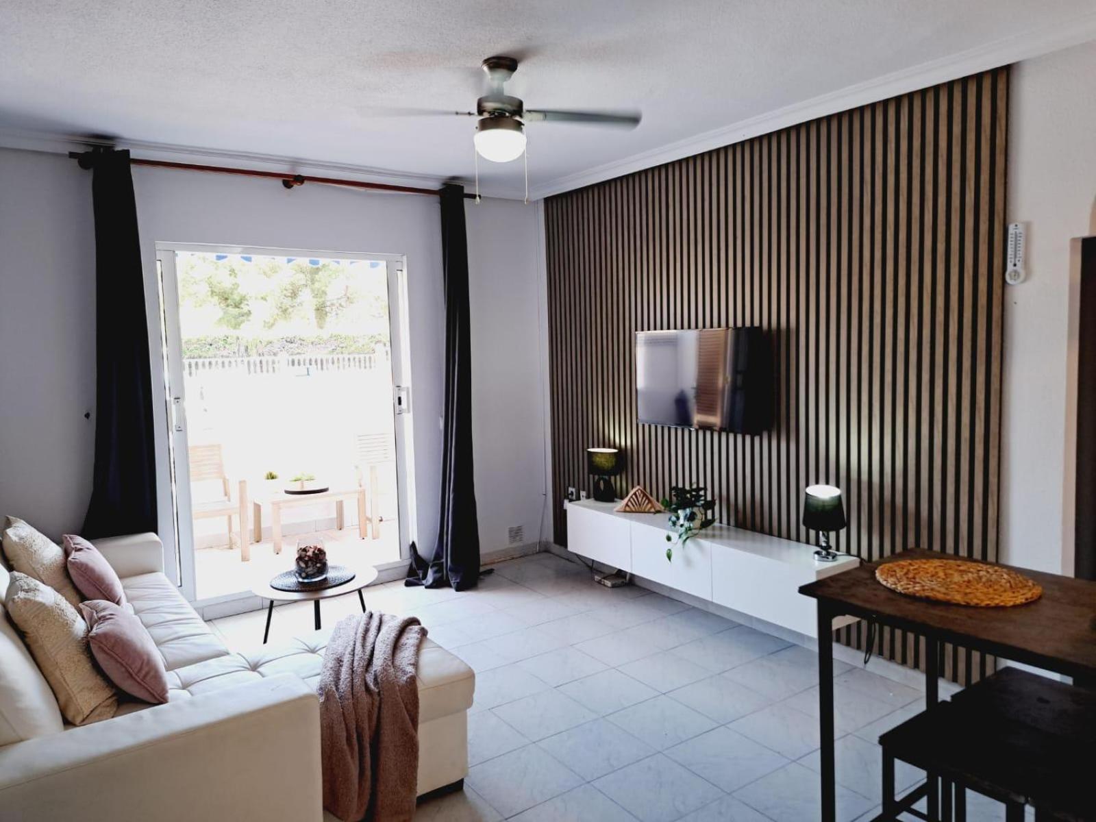 Apartamento Pod Papugami Torrevieja Bagian luar foto