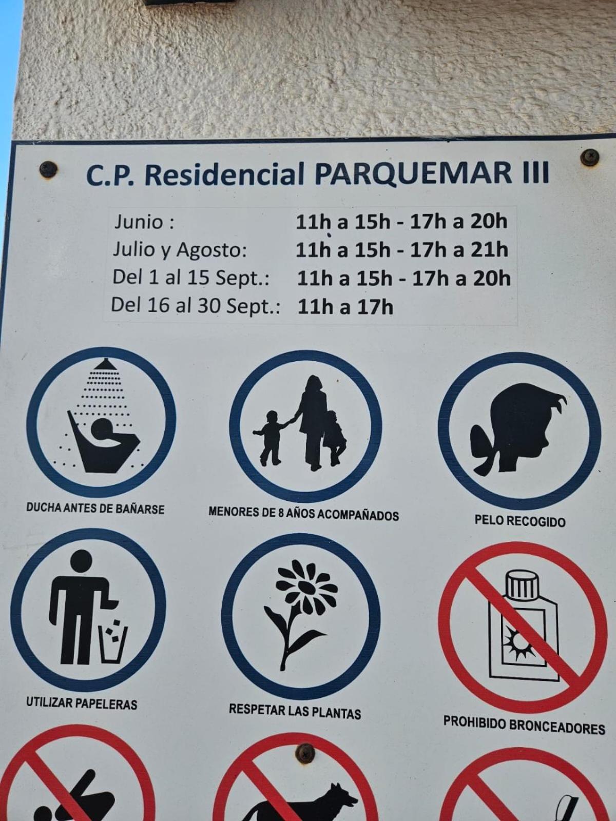 Apartamento Pod Papugami Torrevieja Bagian luar foto